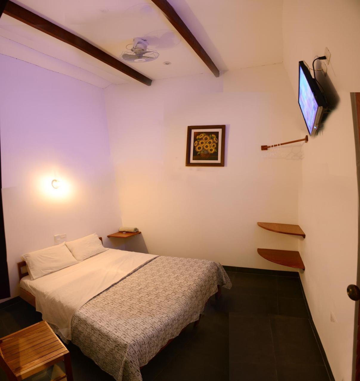 Hostal Casa Blanca Tarapoto Exterior foto